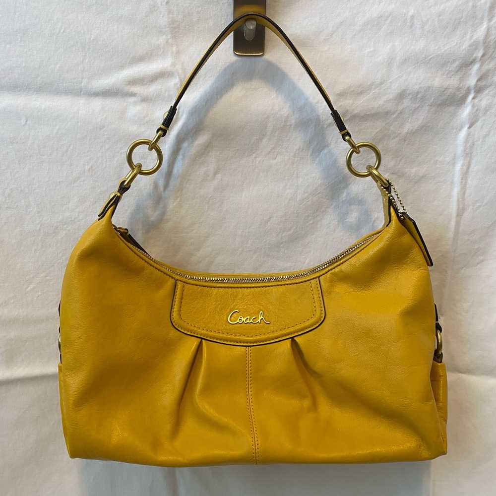 Coach handbag in mustard yellow